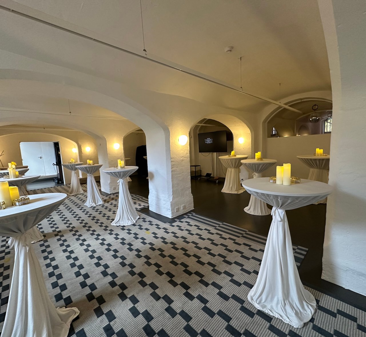 Córdoba Zaal · met statafels · max. 80 personen