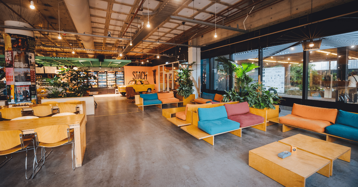 The Lounge // B.1 // B. Amsterdam