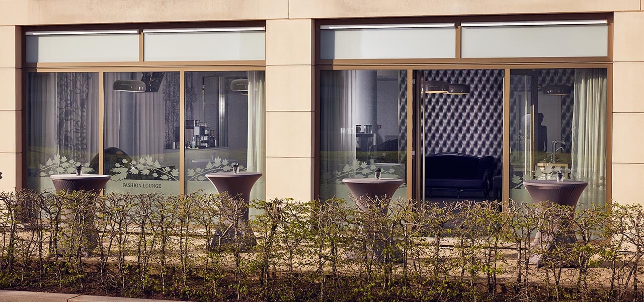 WestcordFashionHotel-MeetingOutsideback.jpg