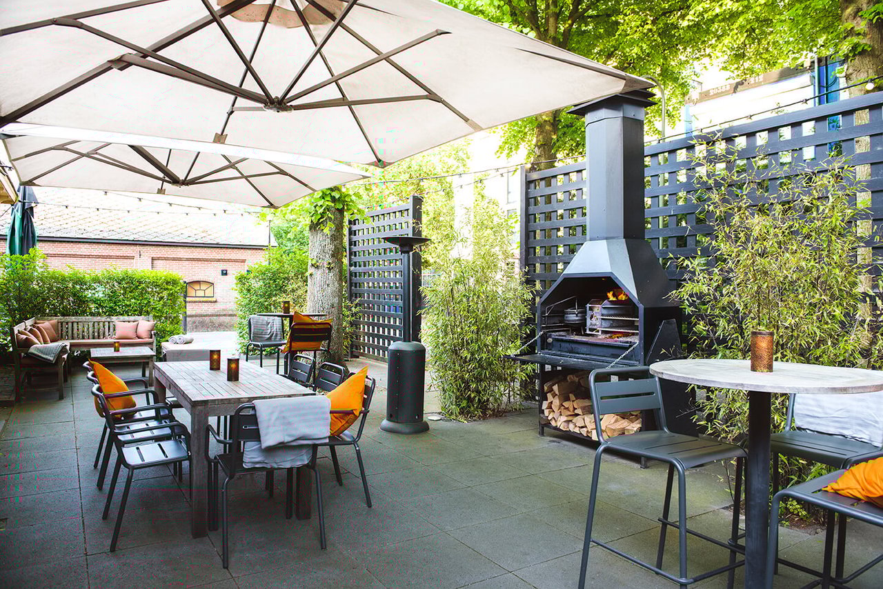 The Farmhouse - Terras