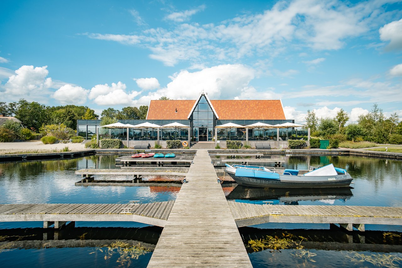 Villa Bodelaeke aan het water