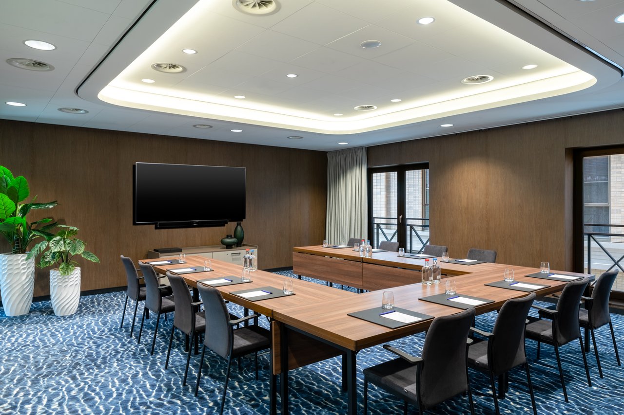 Meeting Room: Stream 2 (1)