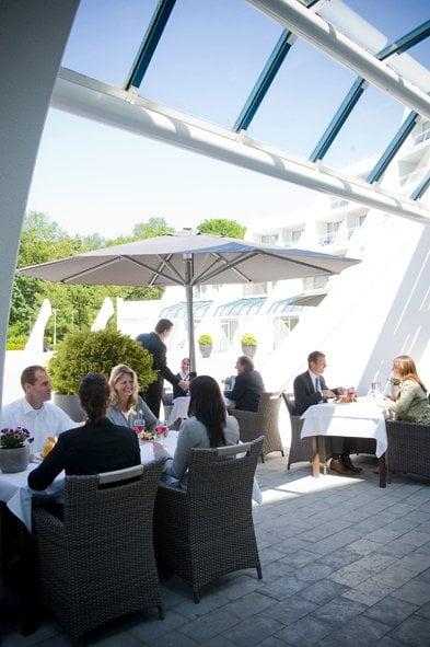 Terras bij Sanadome hotel Nijmegen