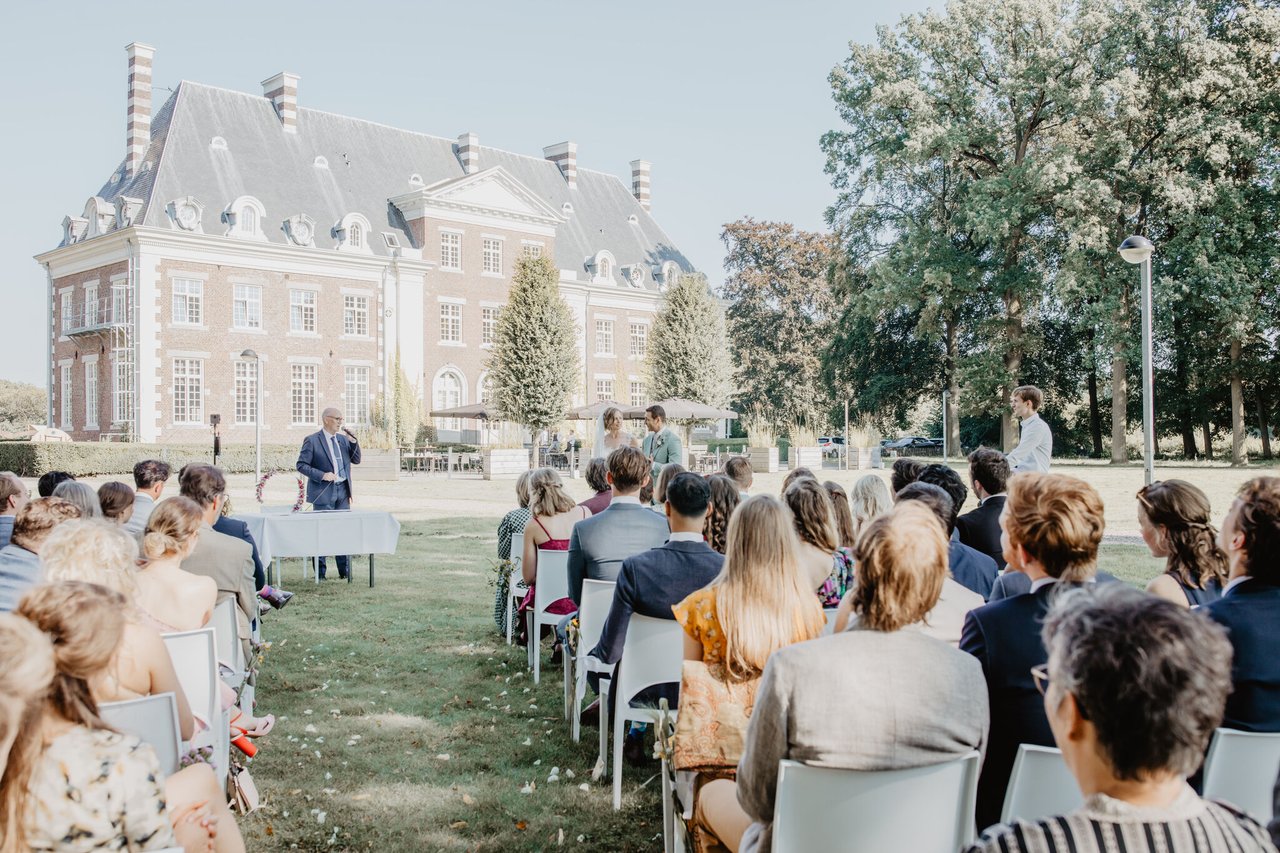Ceremonie achterkant van het Kasteel