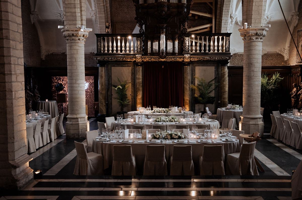 Dinner at the Chapel (1)