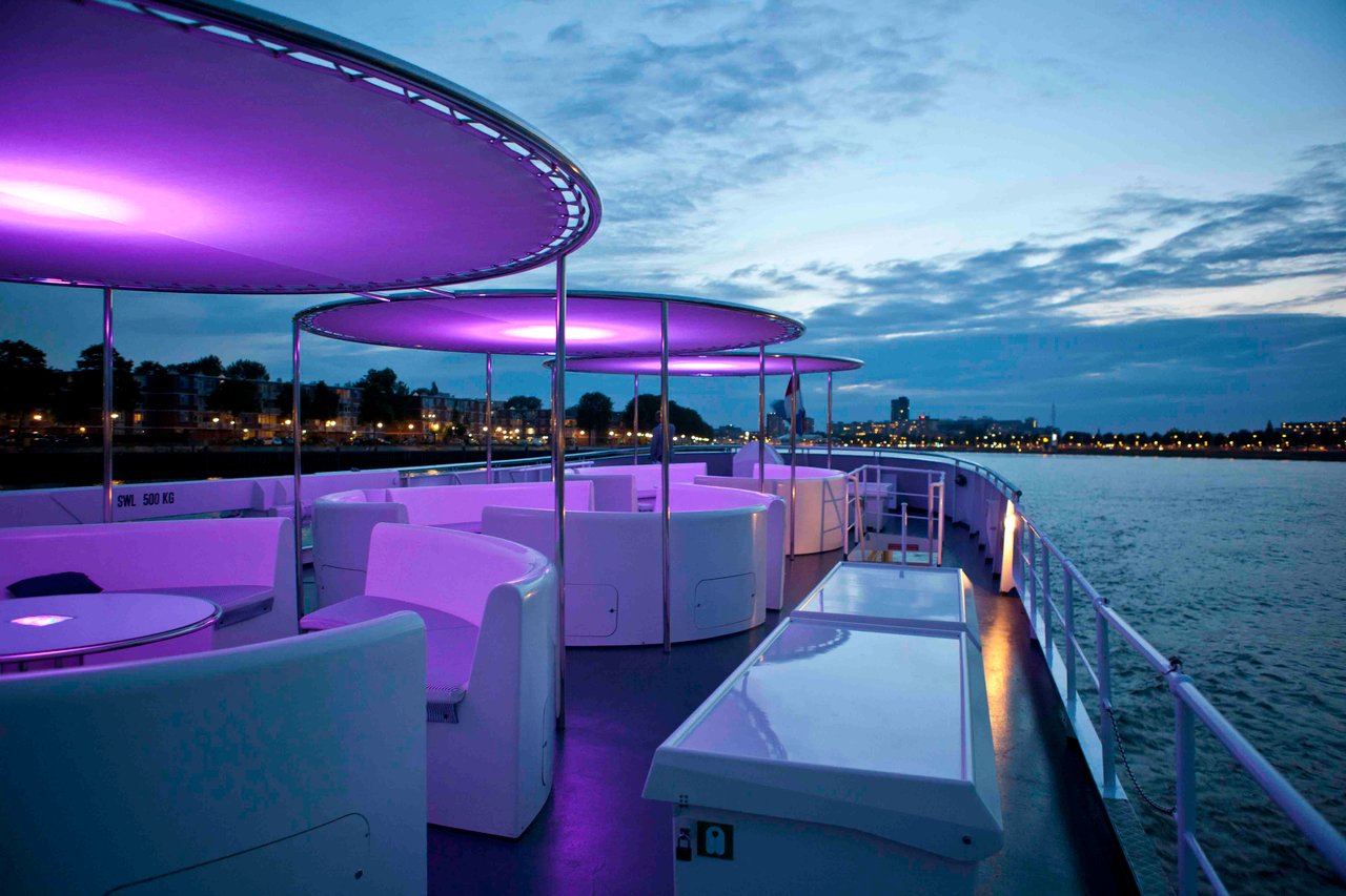 Topdeck Grace Kelly (1)