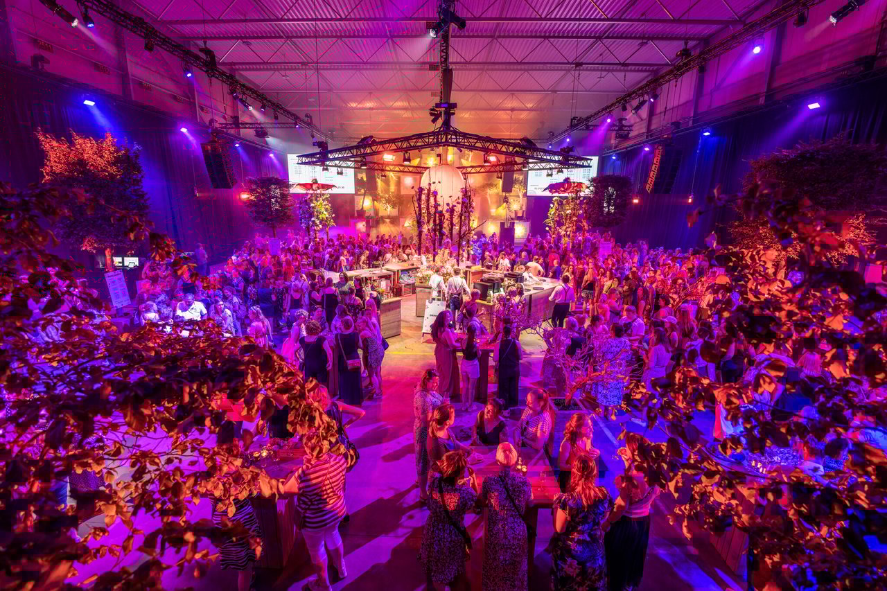 Personeelsfeest in Loods
