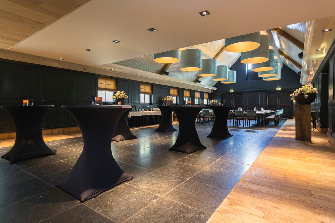 Zuiverzaal | Vergadering & Borrel