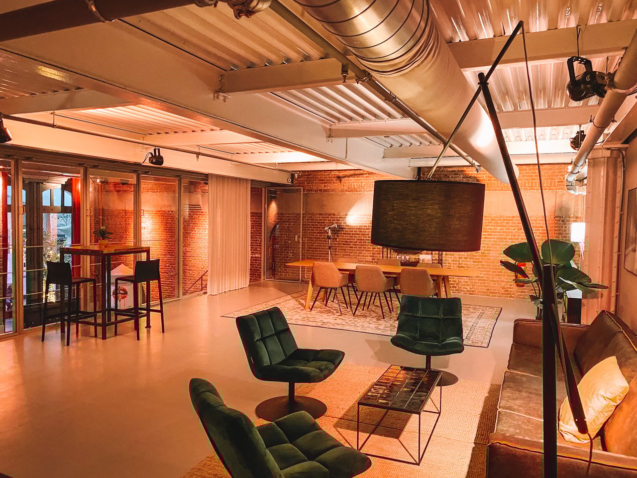 Loft.jpg (1)