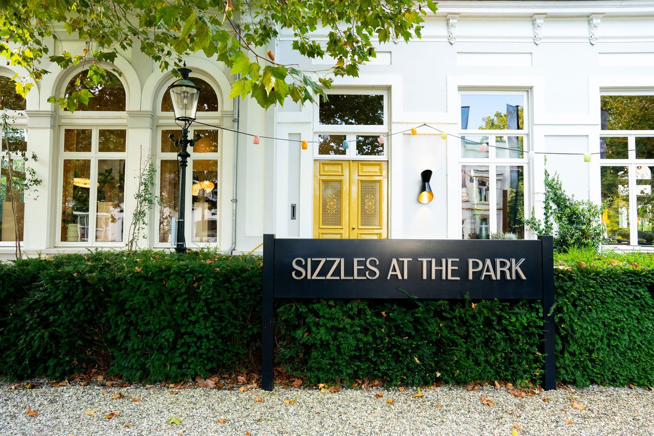 Sizzles_Website_#2_4.jpg