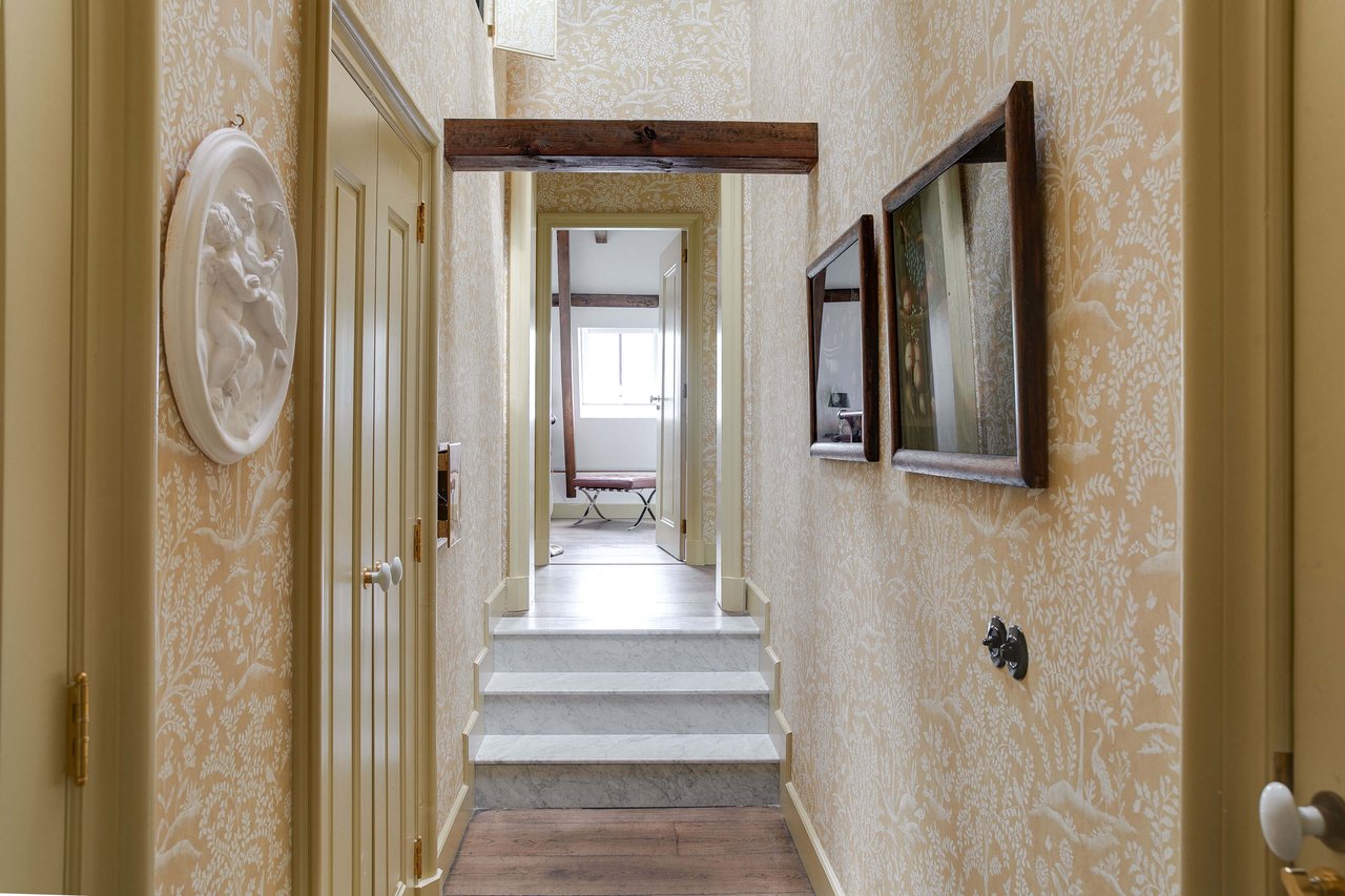 Huis te Jaarsveld Begram van Eeten Suite 75.jpg