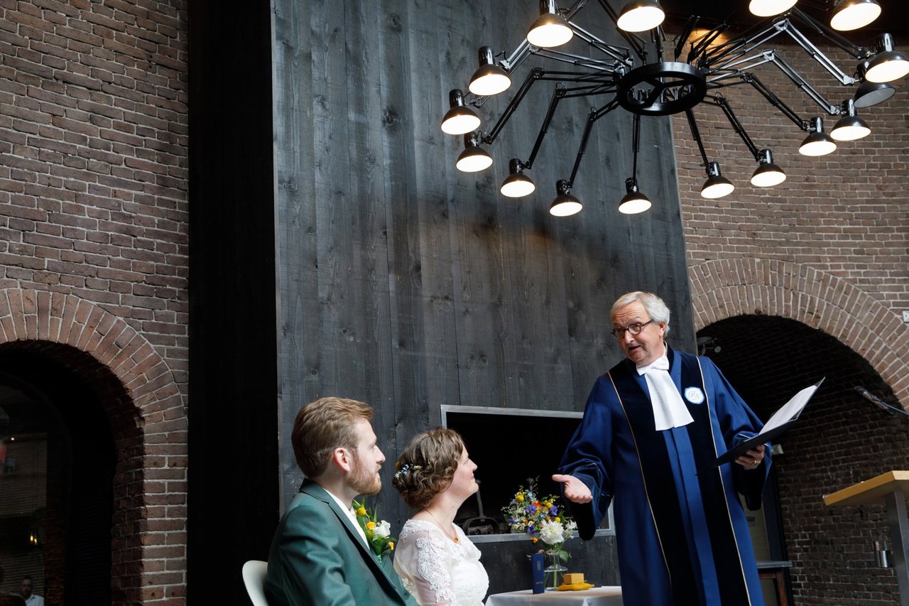 Bruiloft ceremonie Fort Lent met trouwambtenaar Robert Nas 