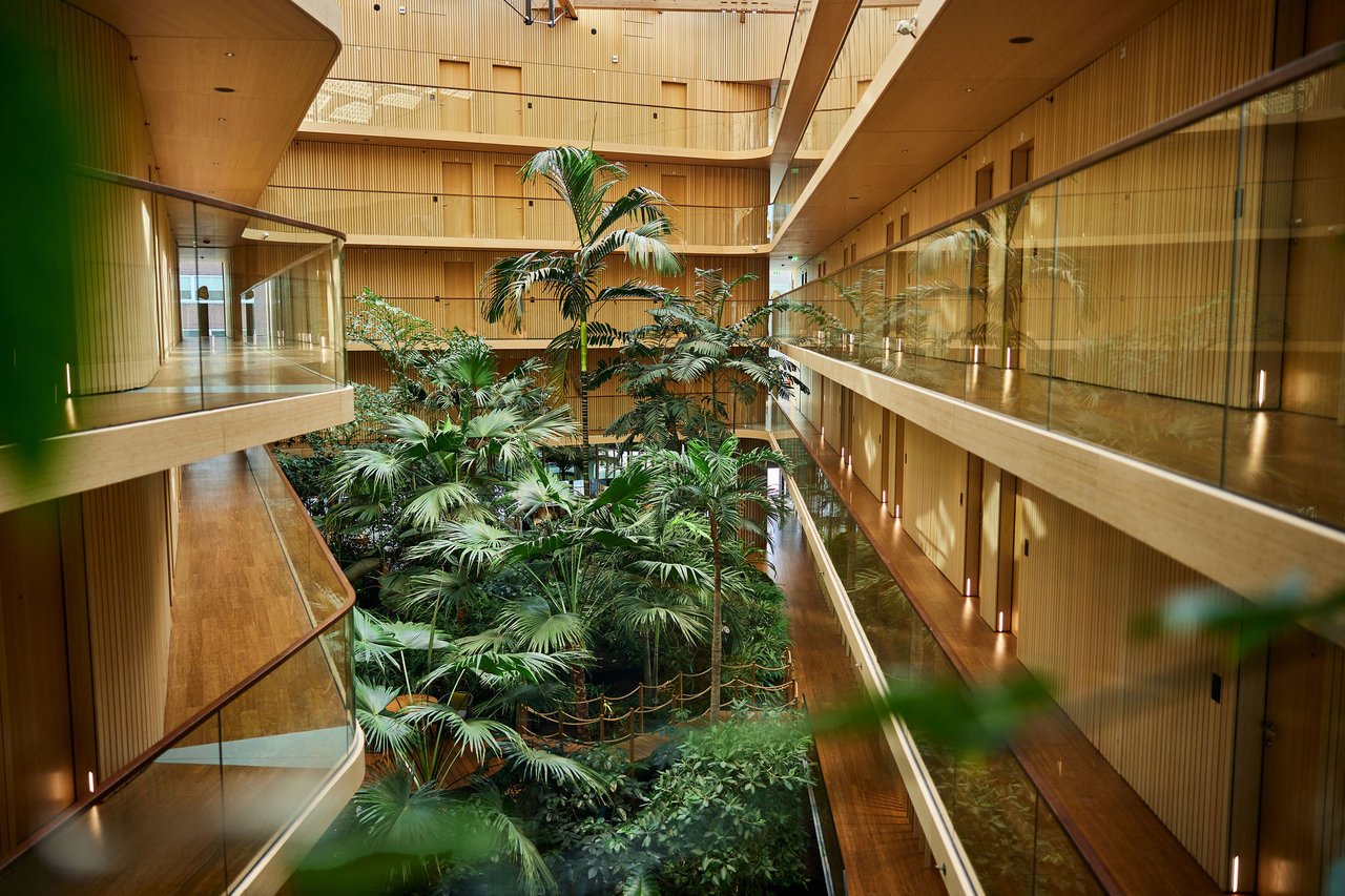 WC-HotelJakarta-Garden-01.jpg