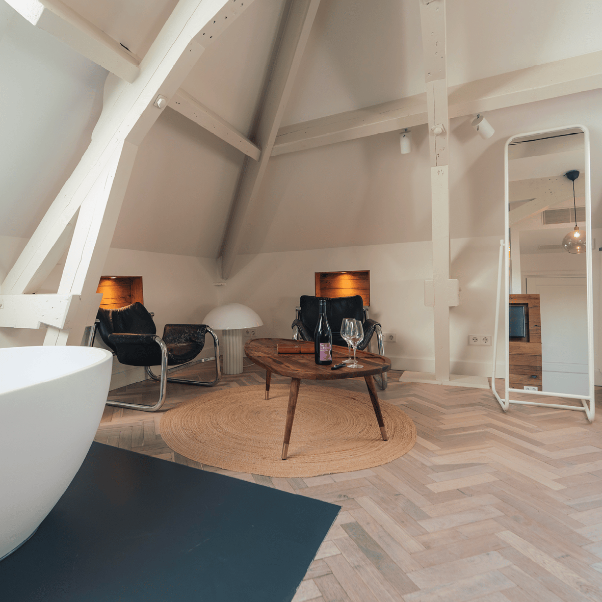 Hotel De Witte Dame superior kamer impressie.png