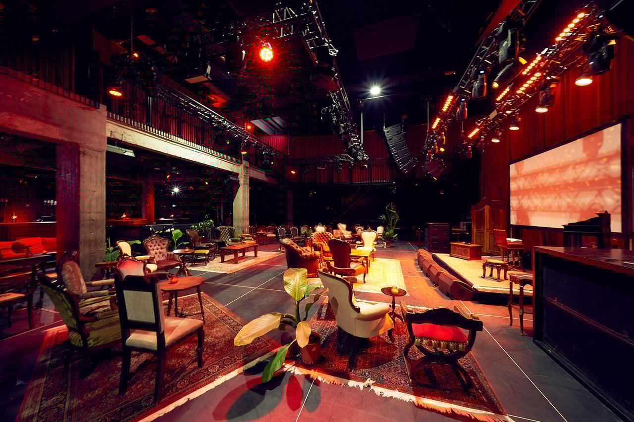 Annabel - Grote Zaal - Huiskamer setting 2 (1).jpg