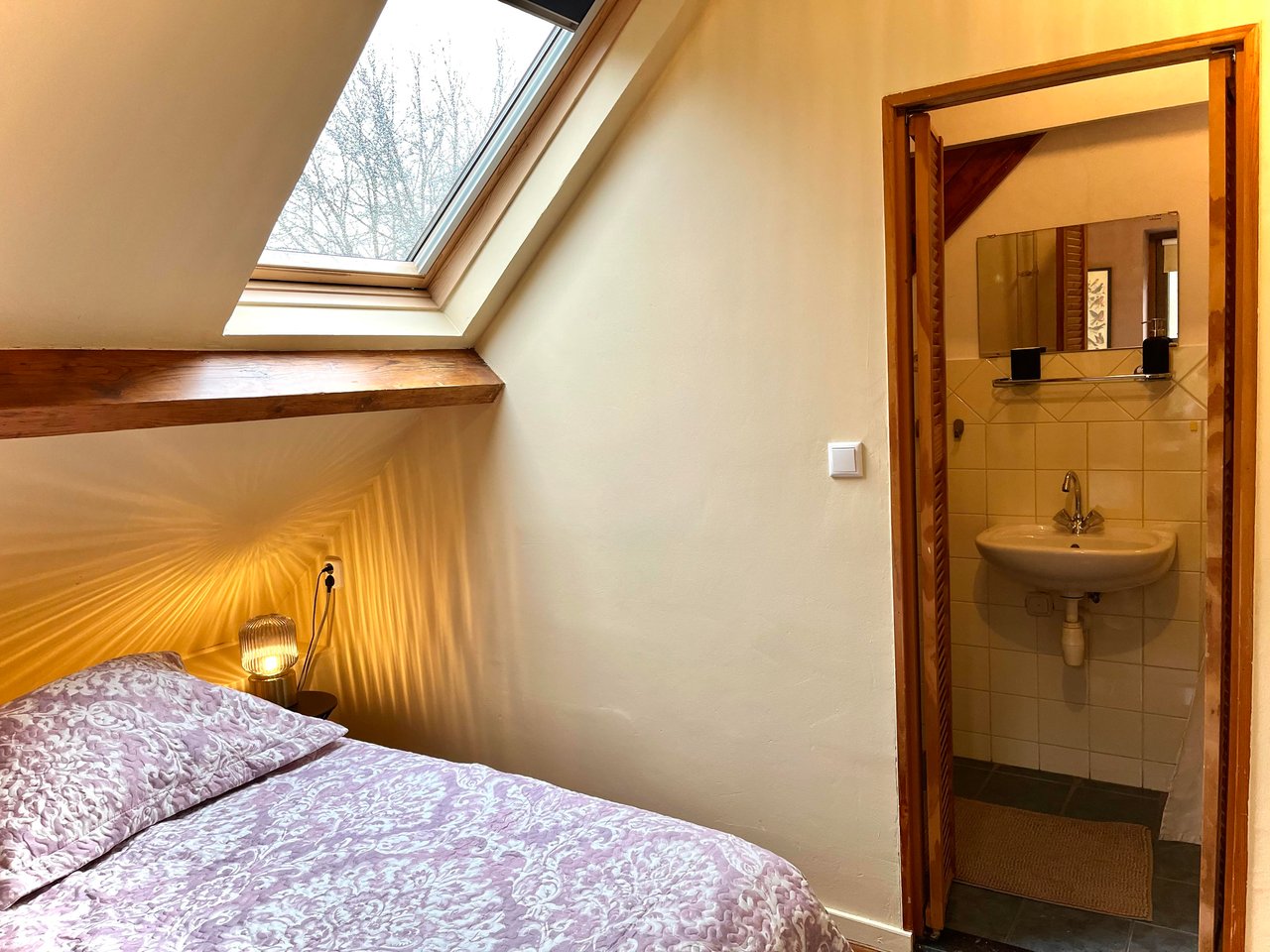 Grote Huis slaapkamer 1 - doorkijk 2.jpg