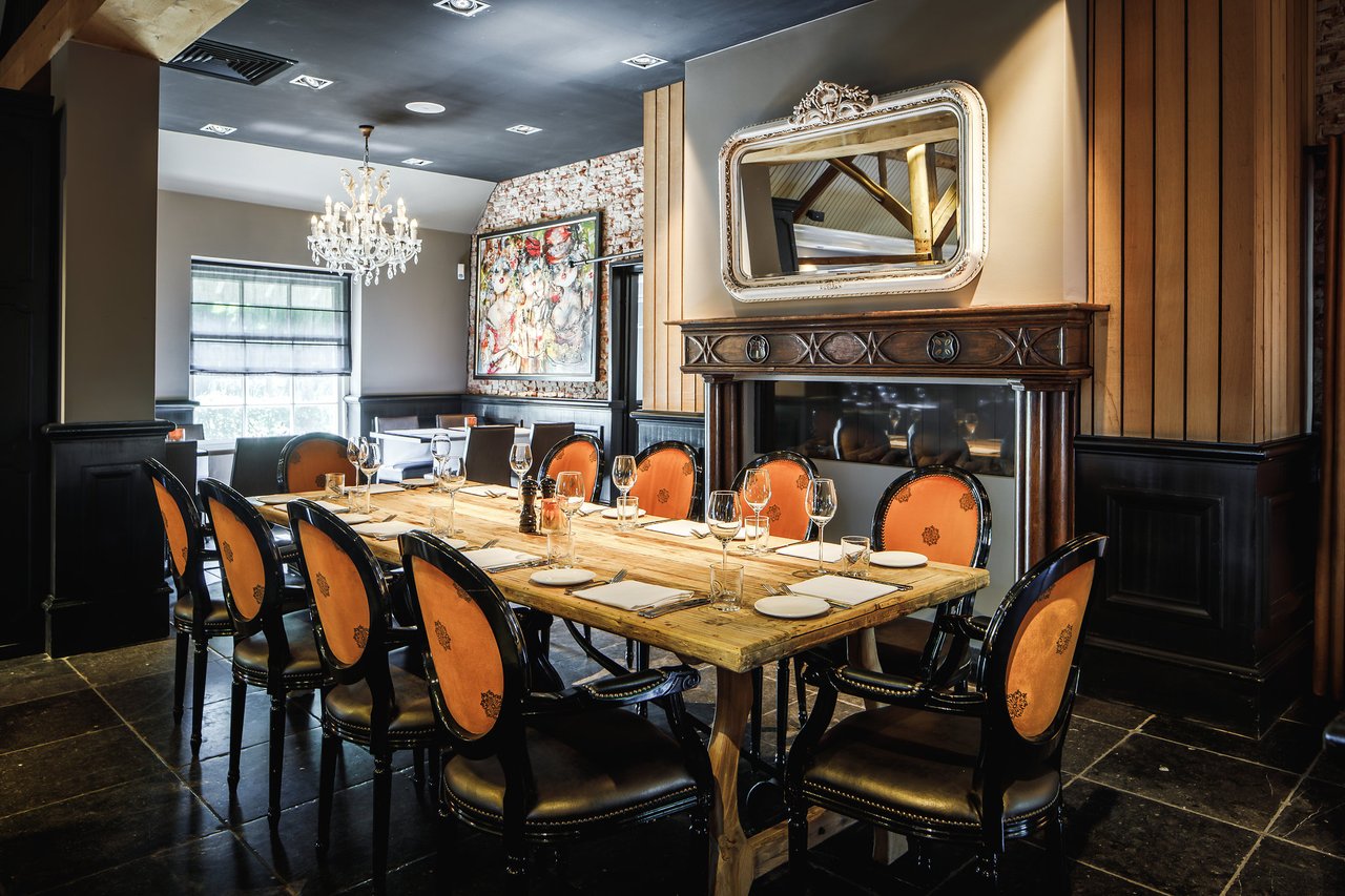 Restaurant | Open haard gedeelte