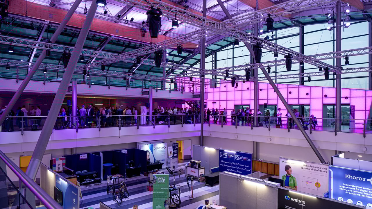 Beurs op Promenade Deck 