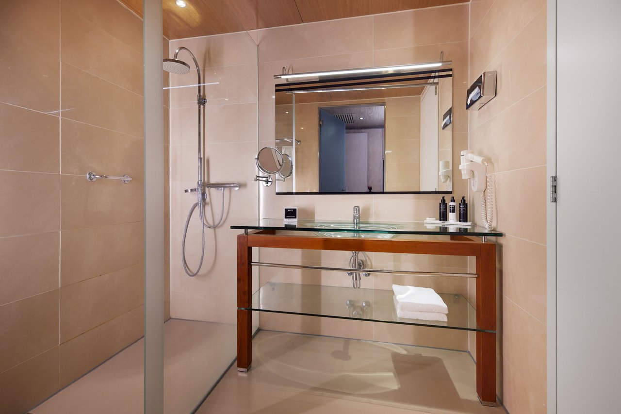 20221129-WC-Leeuwarden-WTC-RM920-Bathroom-001.jpg