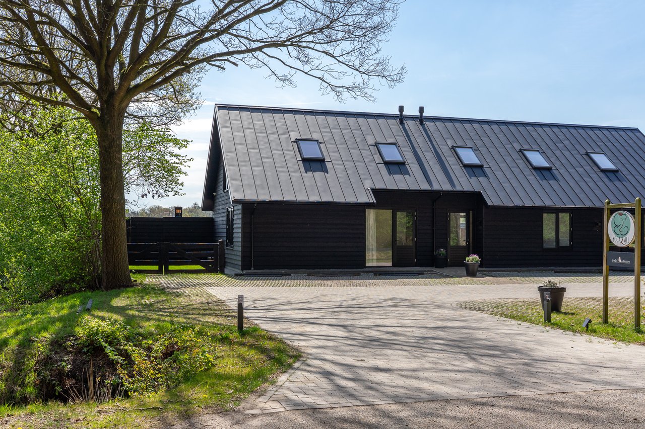Pand voor overnachting en parkeerplaats