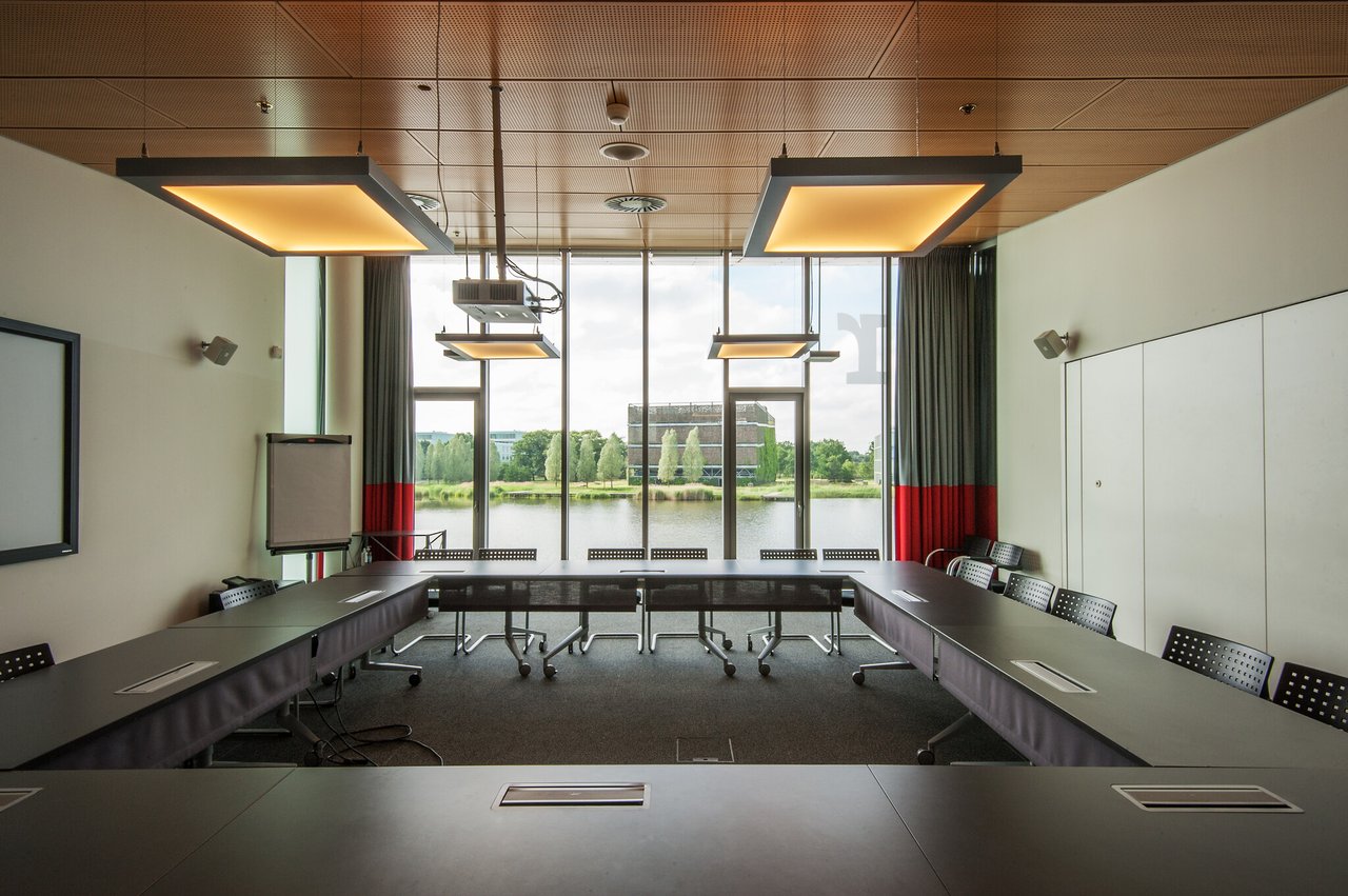 Zaal-Planck-carr-