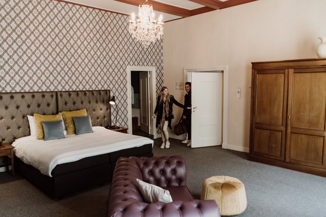 Grand Luxe Suite.jpg