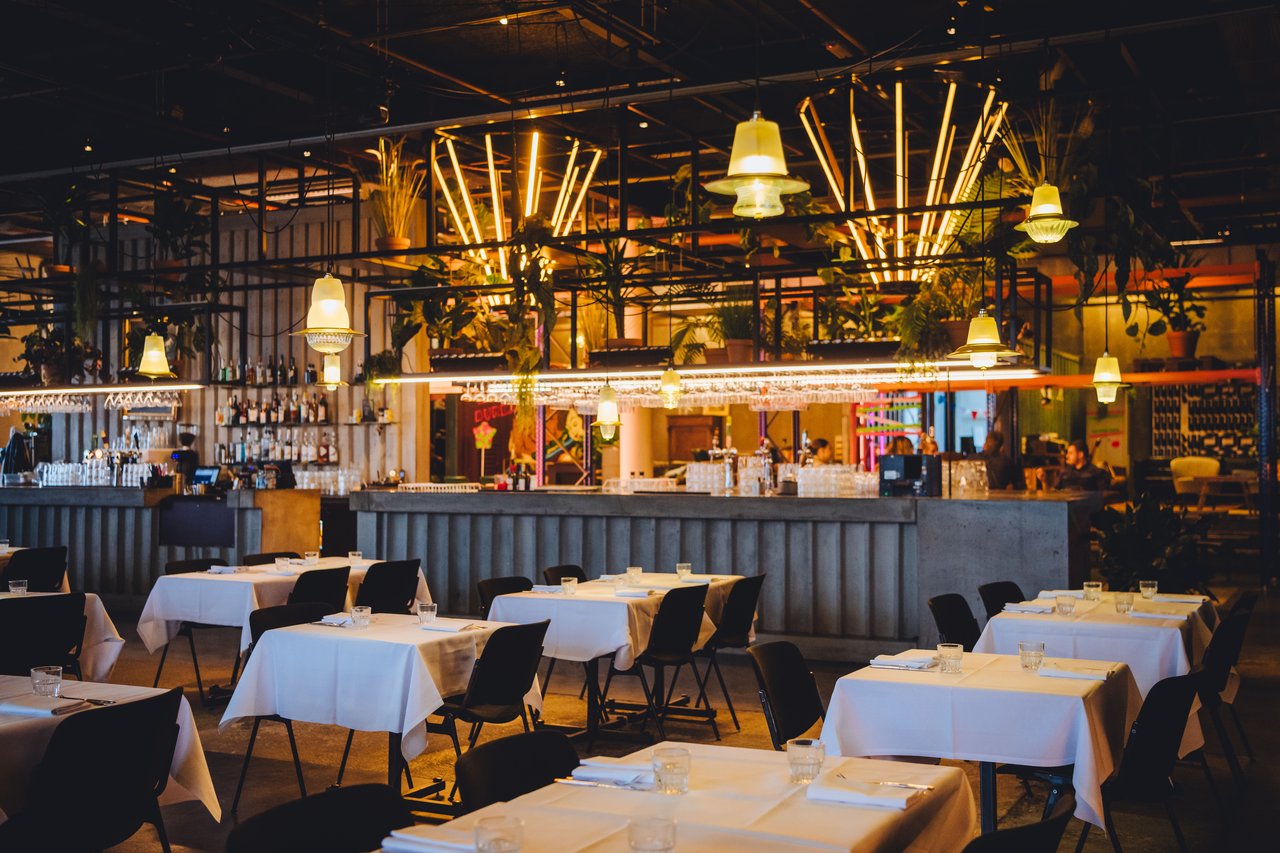 B. Amsterdam - B.1 - Rooftop Bureau - Dineropstelling
