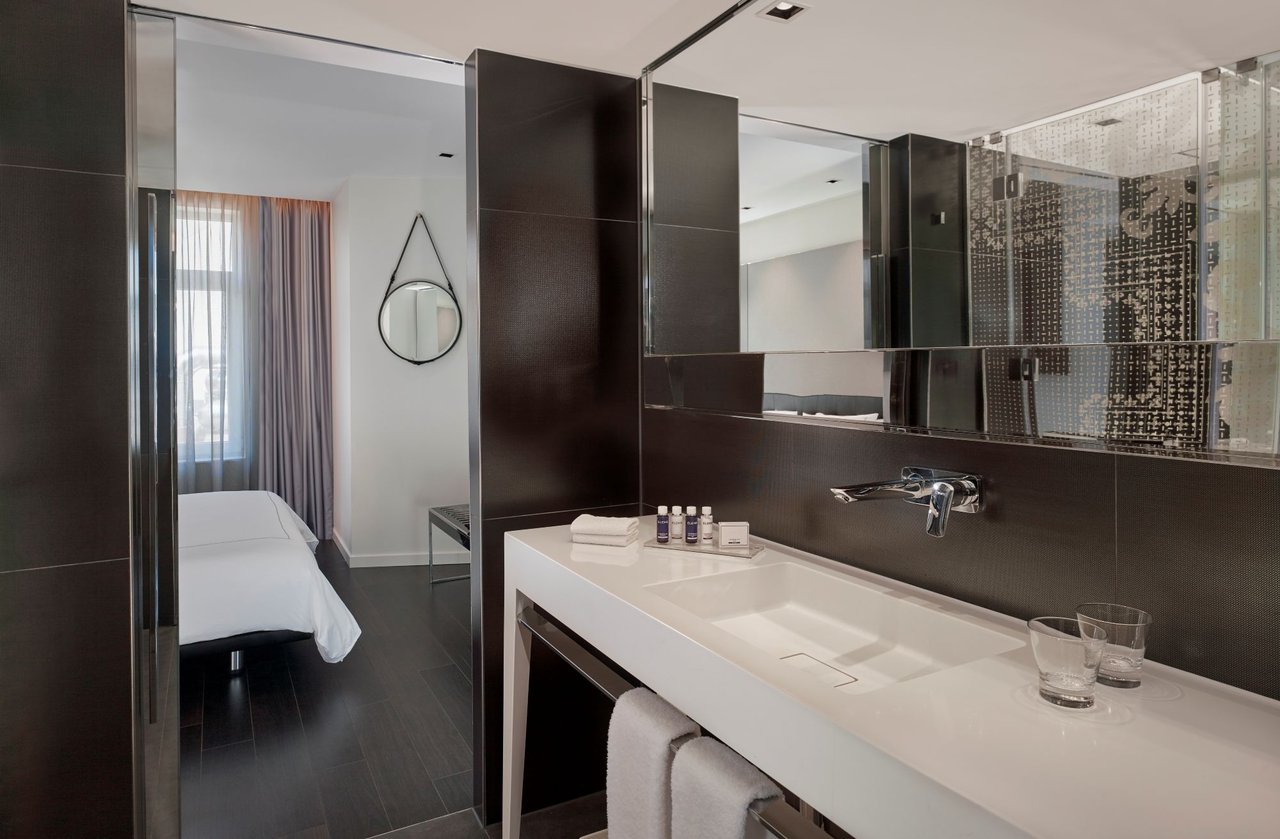 Bathroom Suite