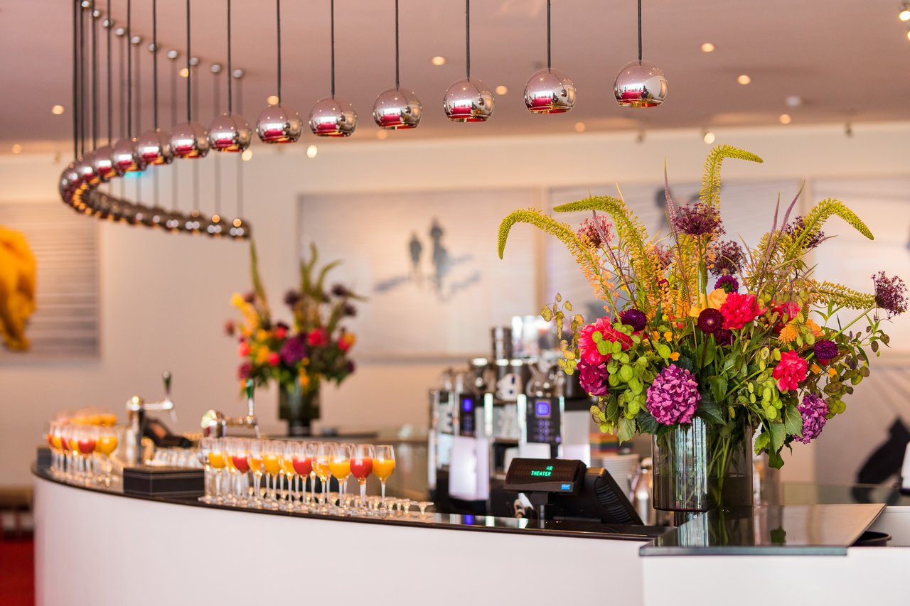 Evenementenlocatie-Amsterdam-DeLaMar-Theater-Spieghel-foyer-LR.jpg