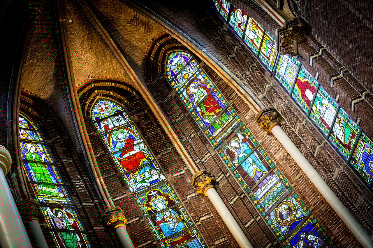 Posthoornkerk | glas-in-loodramen