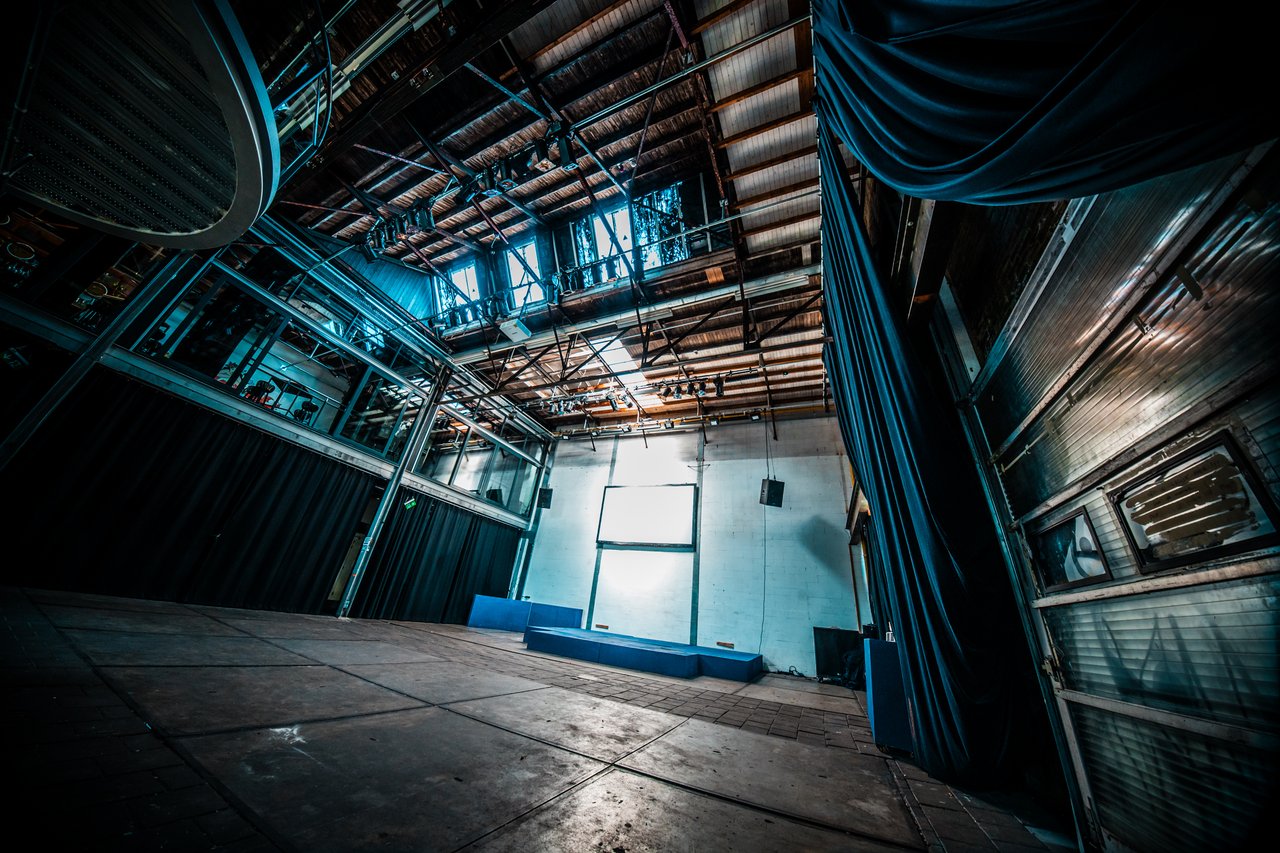 10_NDSM Theater_SetVexy_SVA_8332.jpg