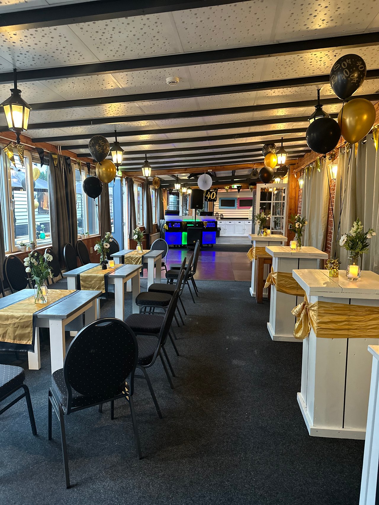 dinertafel spieringzaal.jpg