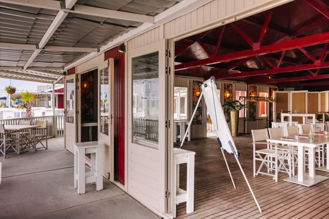 Vergadering paviljoen