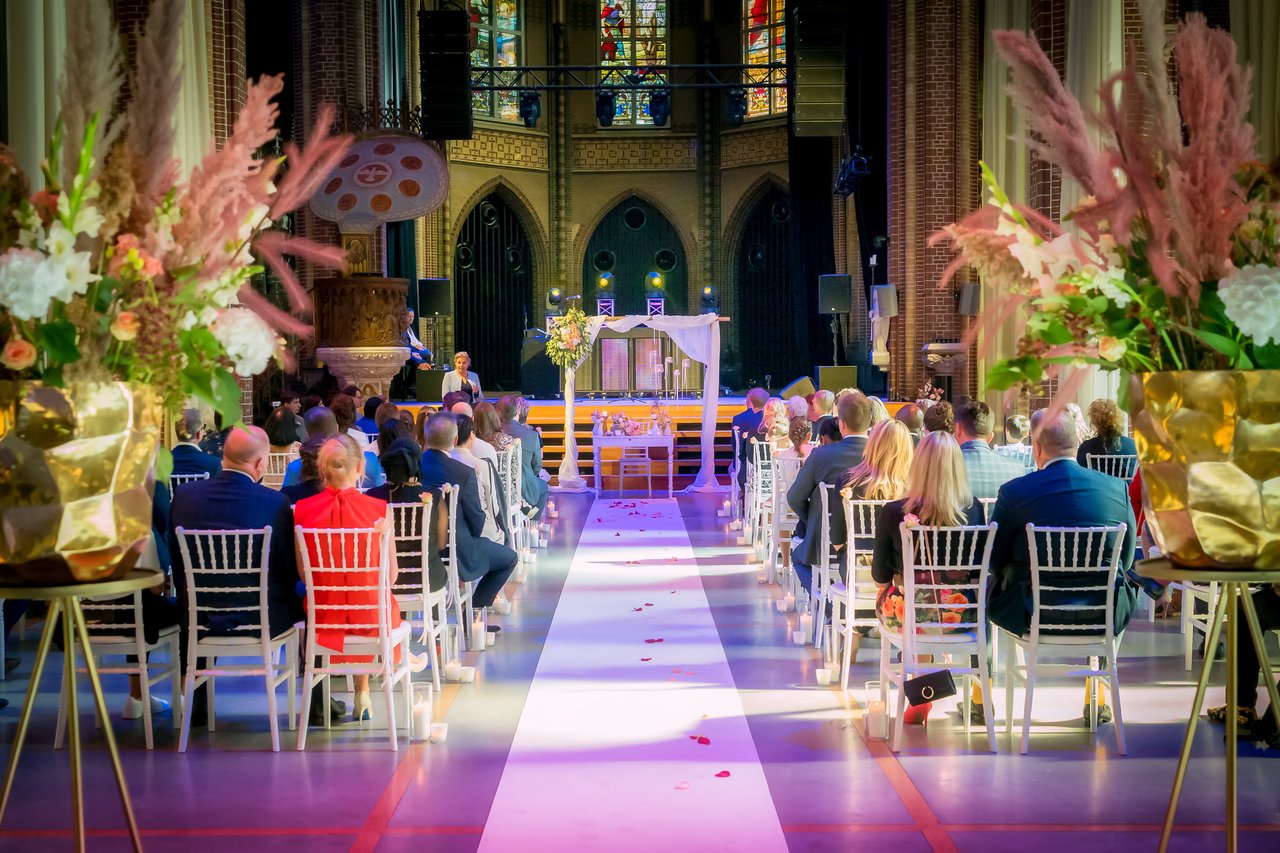 Huwelijk ceremonie.jpg