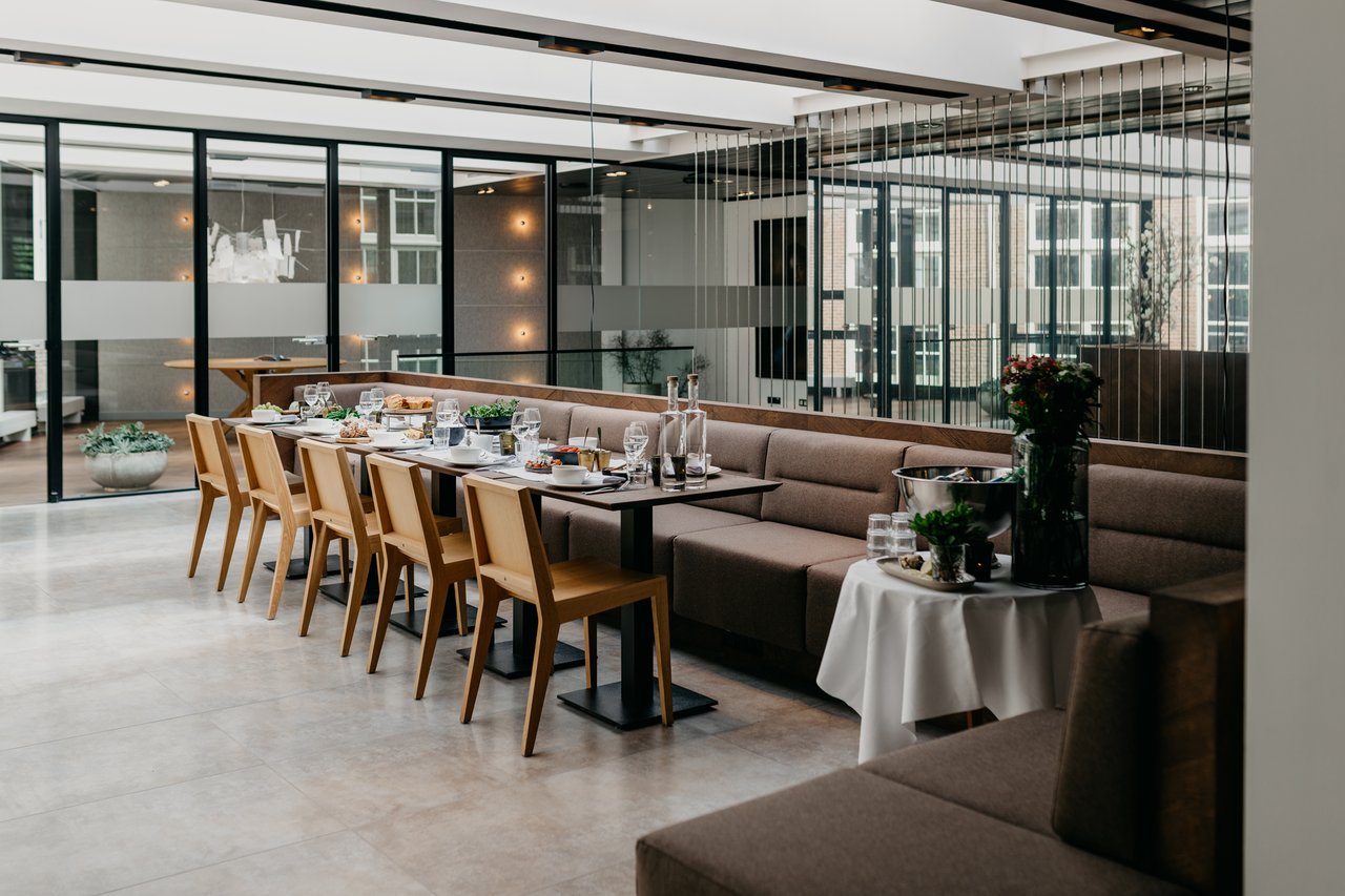Break out lunch - 1st floor lounge.jpg