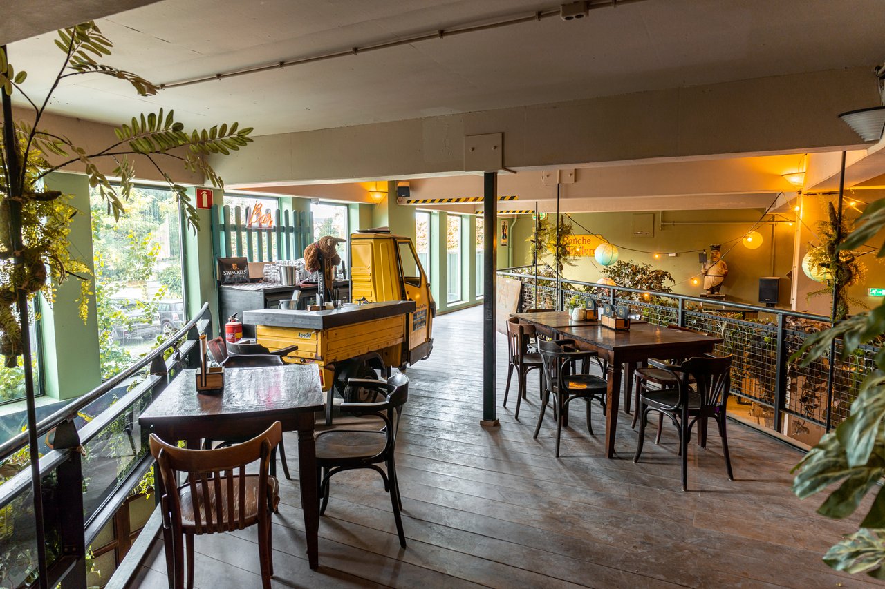 Privé vide met jeu de boules banen en zelftap