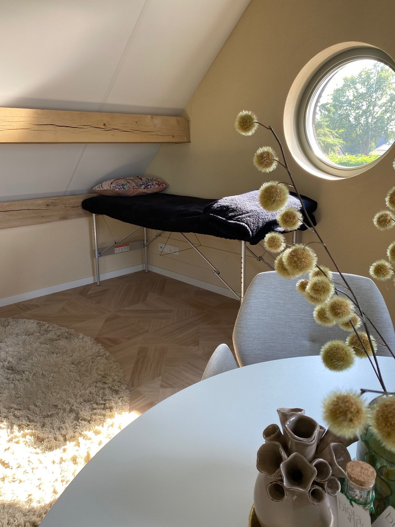 foto Comfort Suite massagetafel.jpg