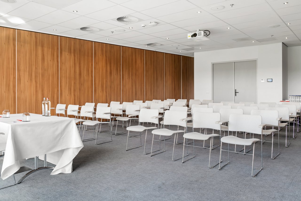 Meeting Rooms - EDIT V1 (8 van 41).jpg