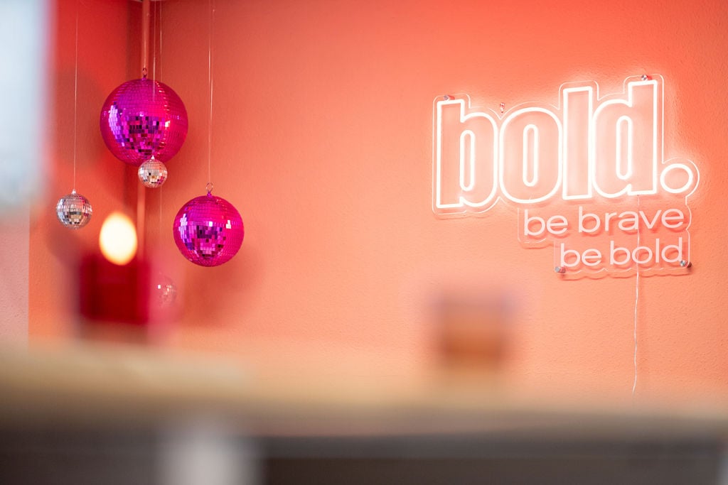 _Bold.NetworkSpace (1)