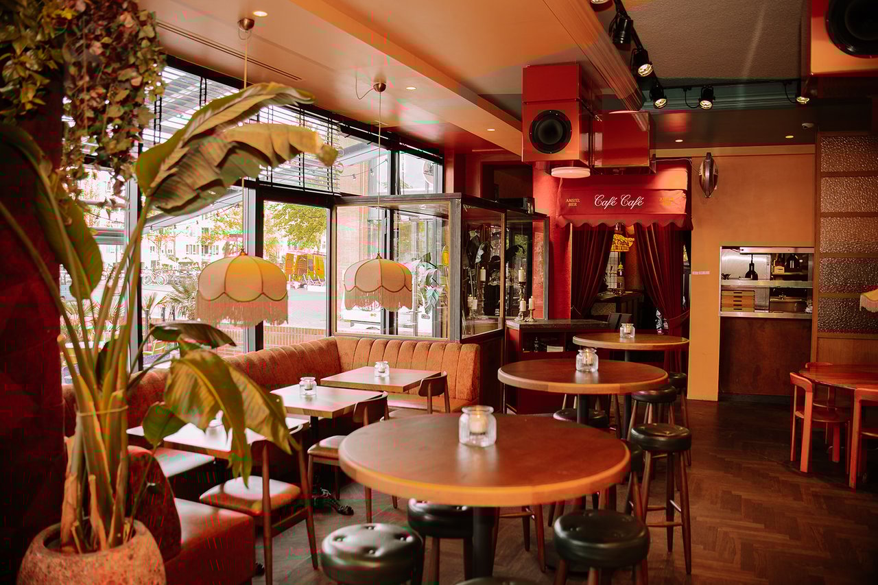 Cafe Cafe 