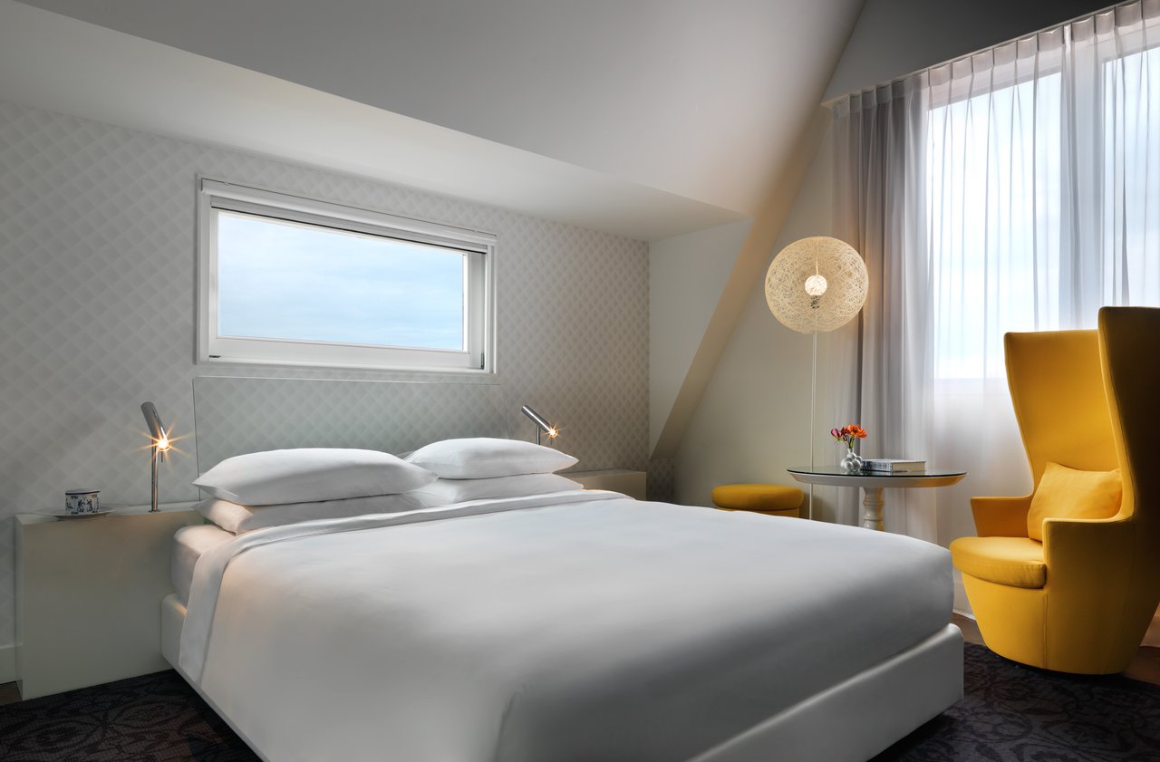 Andaz Amsterdam Prinsengracht - Andaz Suite 4.jpg