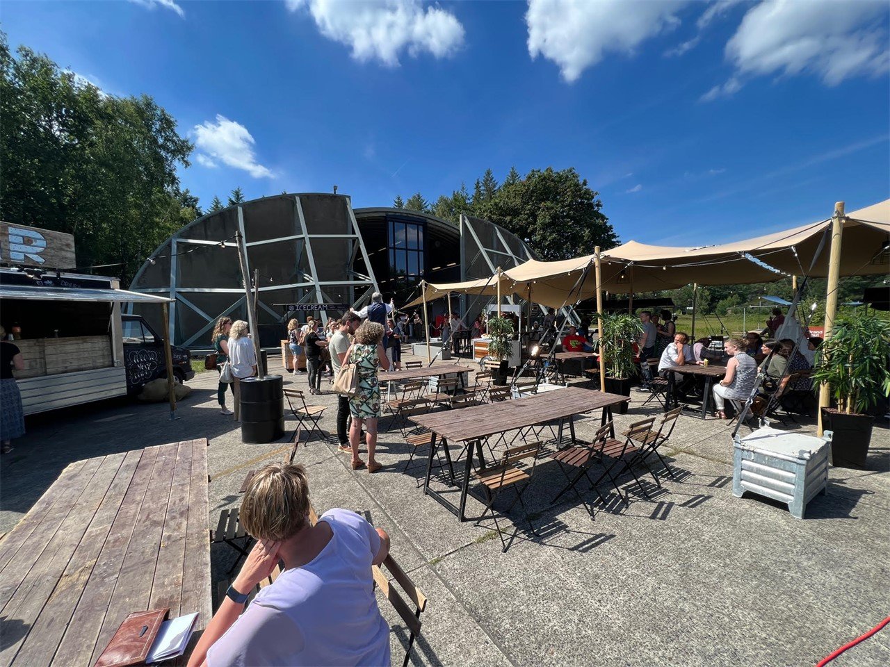 Kermis op de Basis - Foodtrucks en stretchtenten