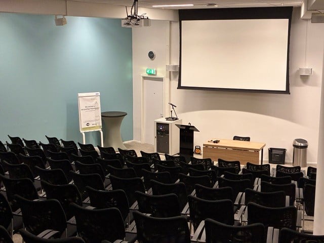 Auditorium -04