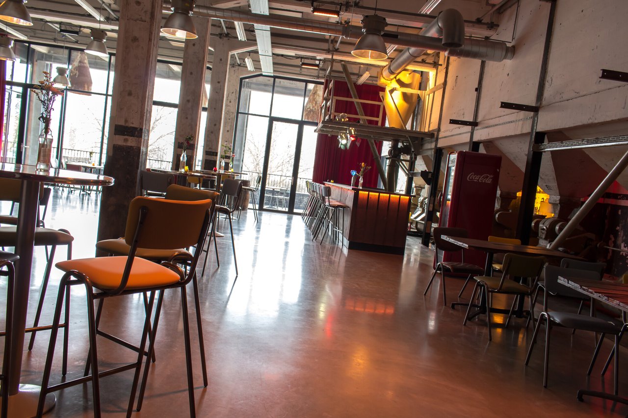 Apotheek met vaste bar