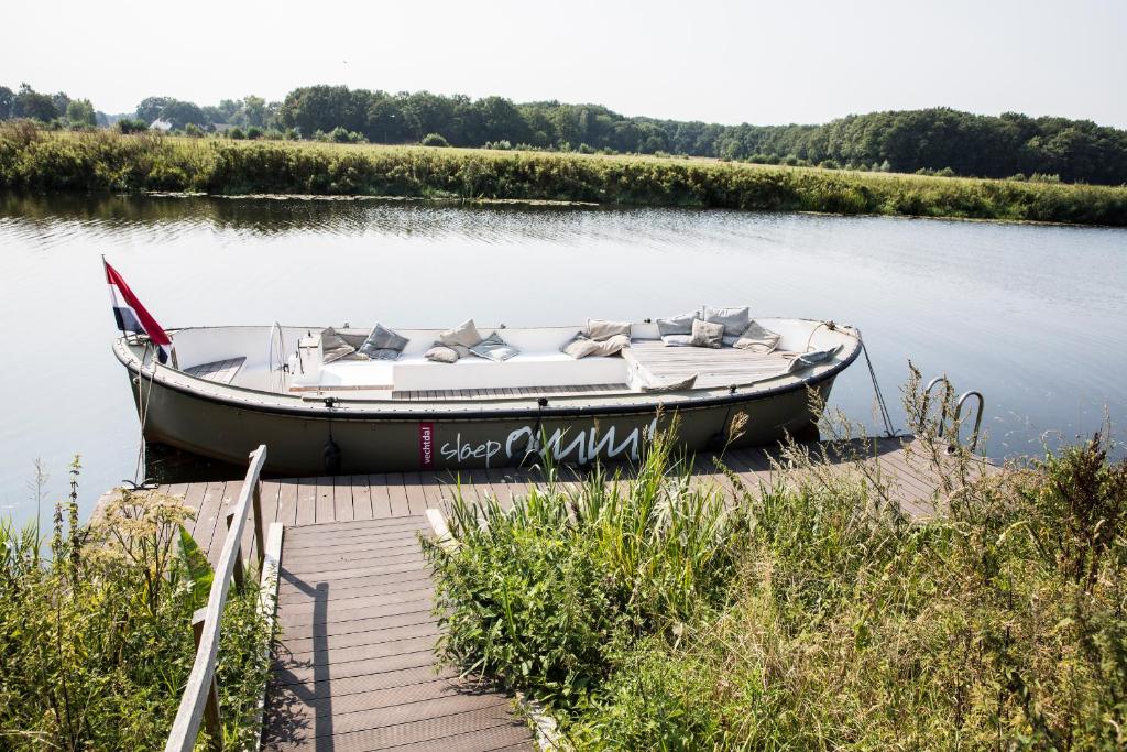 Sloep op de Vecht