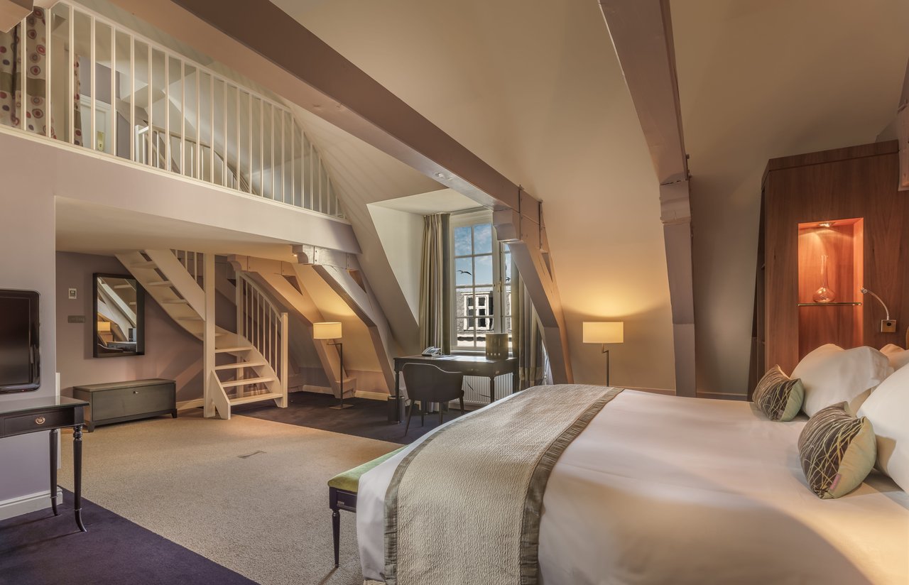 Royal Suite 2