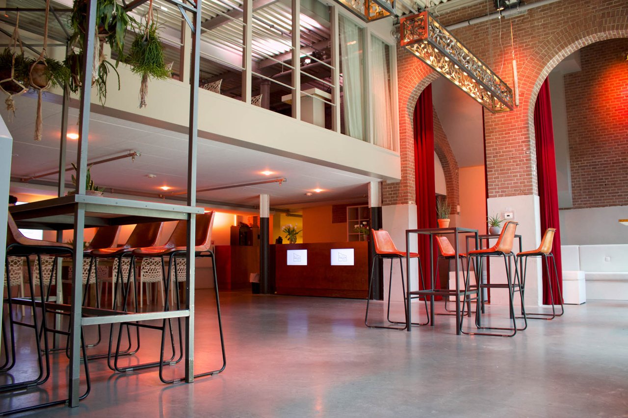 Foyer.jpg