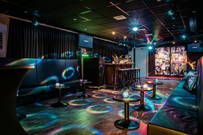 0003-Amstelveen-Karaoke-Party-Room-Amstelveenz-NEWSDETAIL_1.jpg