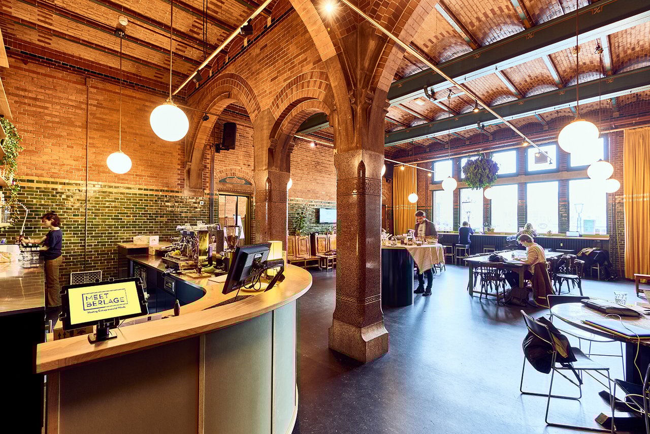 Meet-Berlage---Coworking-Space-09---Kleiner