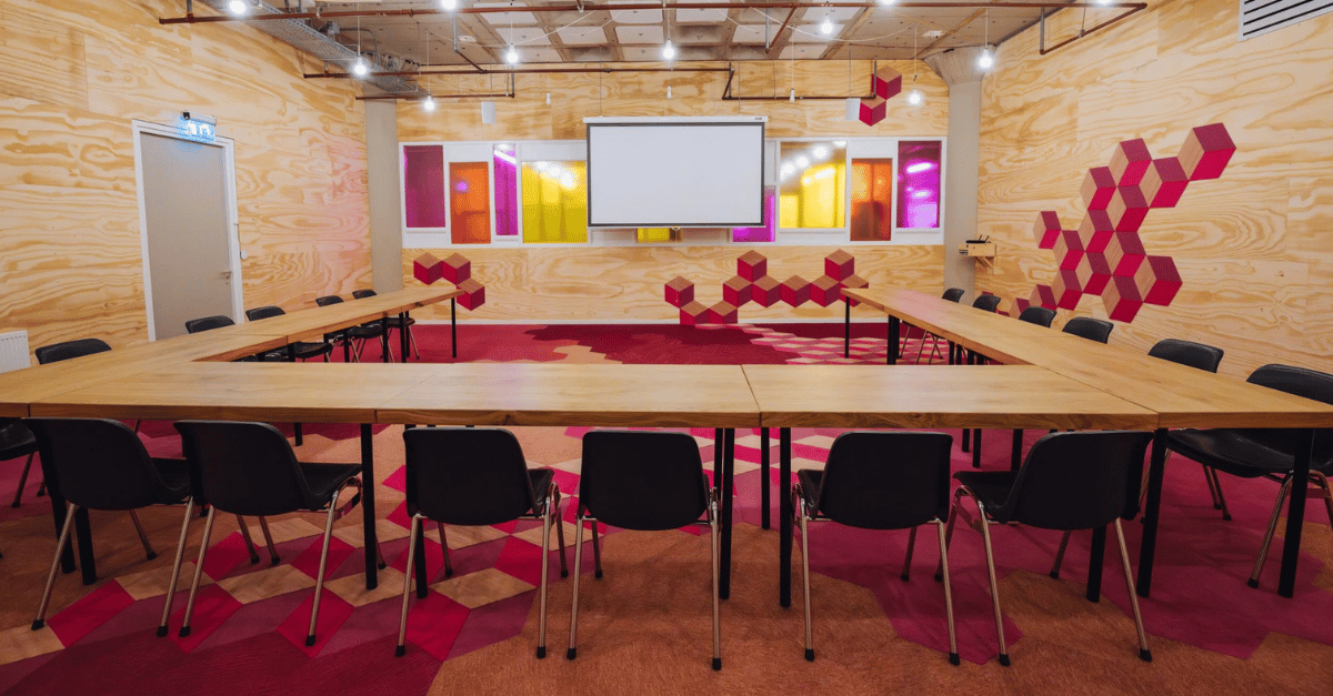 The Elon // B.1 // B. Amsterdam 